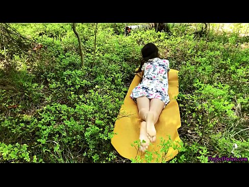 ❤️ Mgeni kwenye Tinder Anajichua Pussy Yangu na Kutombana kwa shauku msituni ️ ❌️❤